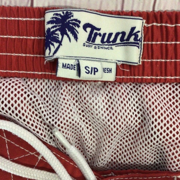 Trunks Surf & Swim Co. Red and White Swim Trunks - Size Small - Picture 4 of 7
